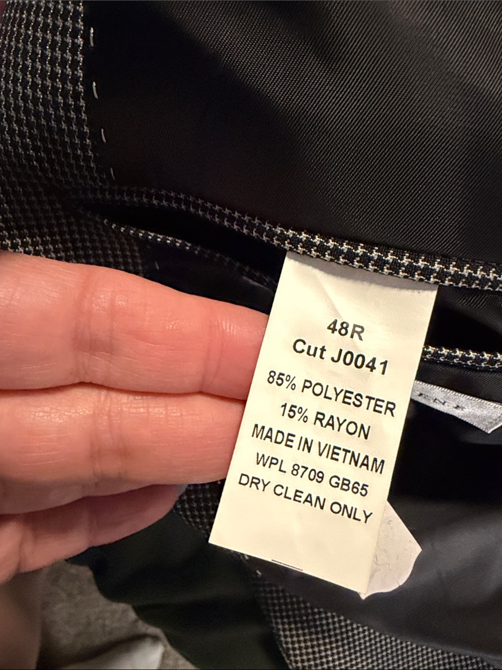 Geoffrey Beene Gray Micro-Pattern Two-Button Suit Jacket - Picture 3 of 3